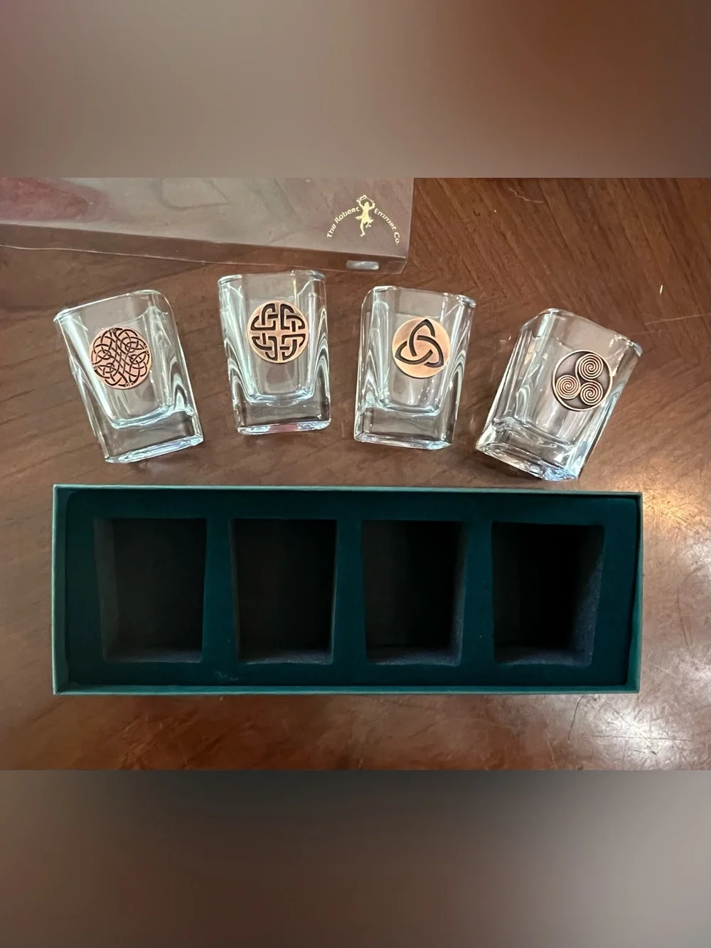 VTG Robert Emmet Co. Celtic Design Shot Glasses Set of 4 Fine Pewter Medallions